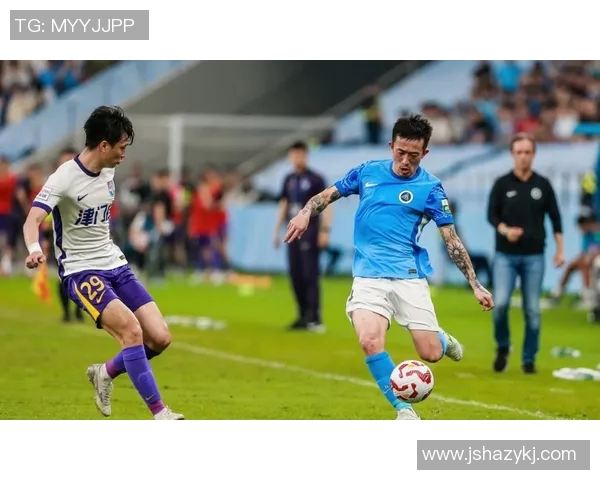 中超新赛季球队调整与战术革新引发球迷热议 全面解读未来发展趋势 中超新赛季球队调整与战术革新引发球迷热议 全面解读未来发展趋势