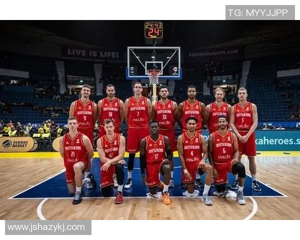 南京篮球队在杯赛中的灵活战术与团队配合分析 南京篮球队在杯赛中的灵活战术与团队配合分析