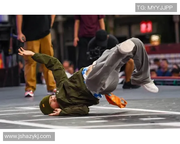 南京街舞队在攀岩联赛中的节奏表现分析与精彩瞬间回顾