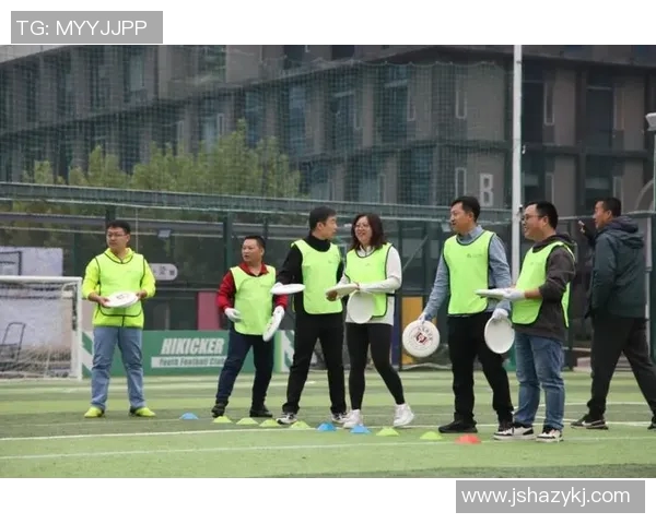 飞盘盛宴:深入了解北京飞盘队的默契与协作精神 飞盘盛宴:深入了解北京飞盘队的默契与协作精神